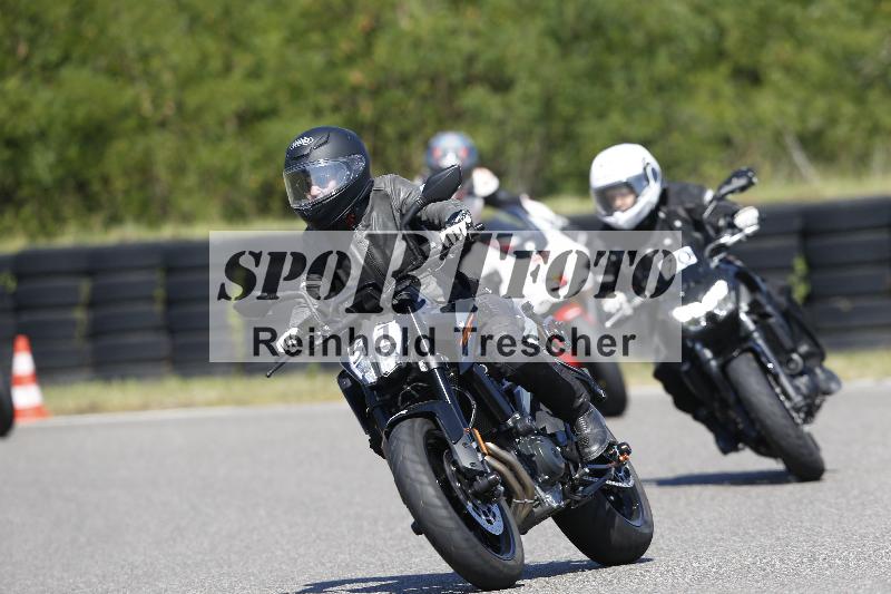 /Archiv-2025/48 25.08.2025 Cornu Master School ADR/gruen-vert/31